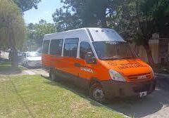 Otermin intervino para que reanuden el servicio de transporte de chicos con discapacidad a escuelas de modalidad especial de Lomas de Zamora.